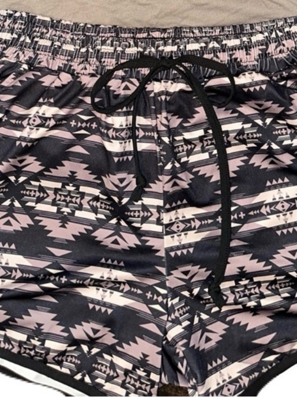Sterling Kreek Shorts — Light Tan & Black
